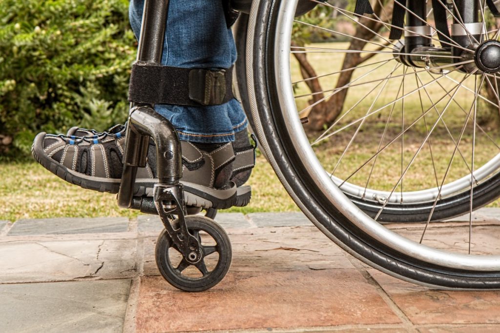 Ministerul Muncii a relansat apelul de proiecte pentru dezvoltarea infrastructurii destinate persoanelor cu DIZABILITĂȚI