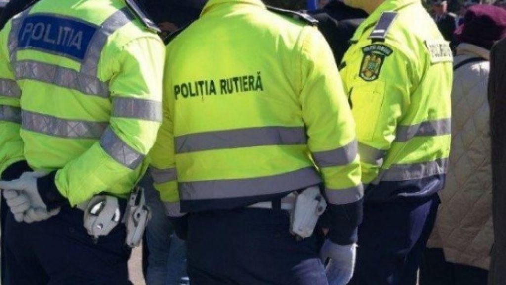 Filtre în cascadă în tot județul Constanța! Drumul spre peștera Sfântului Andrei, interzis pelerinilor!