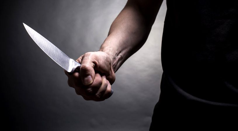 Caz incredibil la Medgidia. Tânăr de 20 de ani, înjunghiat în spate de trei minori. Ce vârste au agresorii