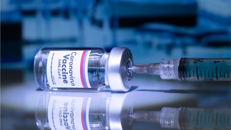 Statele Unite vor elibera un card prin care beneficiarii  vaccinurilor pentru Covid vor ține evidența privind imunizarea