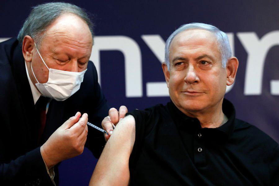 Medicul român care l-a vaccinat pe premierului Israelului împotriva COVID-19, dezvăluiri vitale: „Efectele secundare sunt mai minore decât cele ale vaccinului antigripal”. Ce spune despre vaccinarea copiilor (INTERVIU EXCLUSIV)