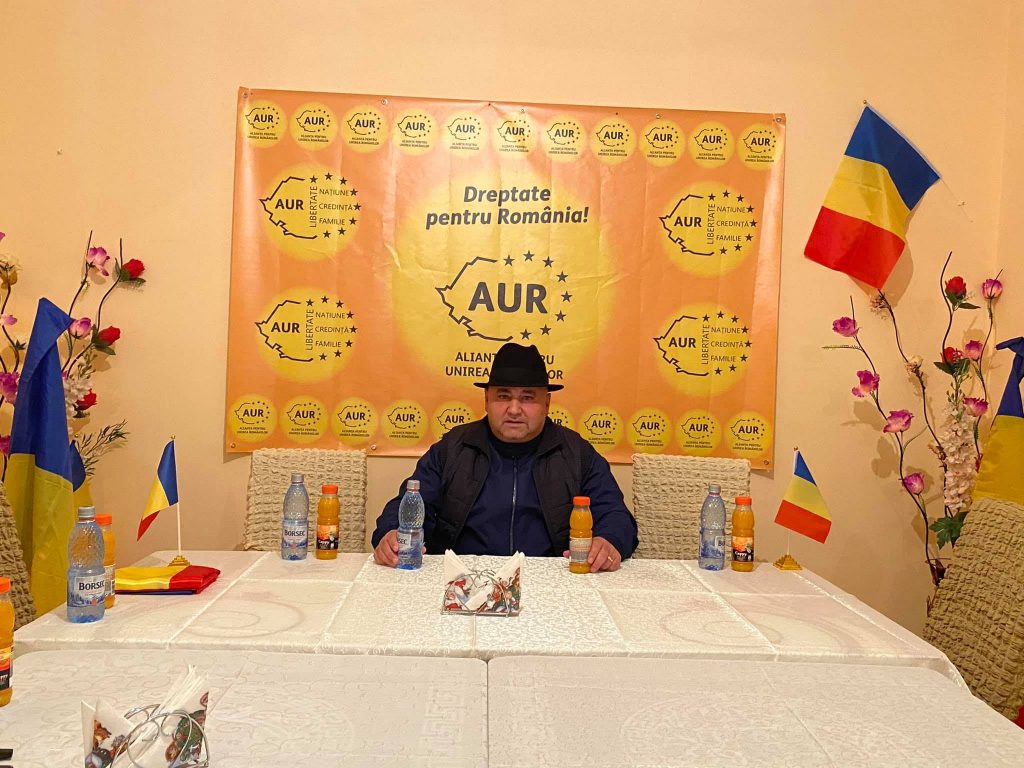 Interlopii din Murgeni s-au înscris în AUR. Şeful clanului: „Trăiască partidul nostru AUR. Împreună cu neamul meu, eu preşedintele partidului AUR“