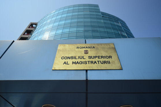 Război fără menajamente pe raportul Inspecției Judiciare care a semnalat derapajele procurorilor lui Kovesi! Membrii CSM au pus la zid DNA-ul (SURSE)