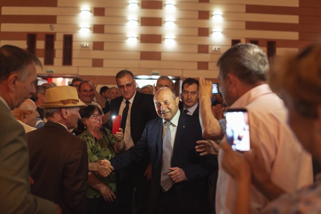 ALEGERI PARLAMENTARE 2020. Prima reacție a lui Traian Băsescu după rezultatele EXIT-POLL: „PMP va avea 7% fără redistribuire”