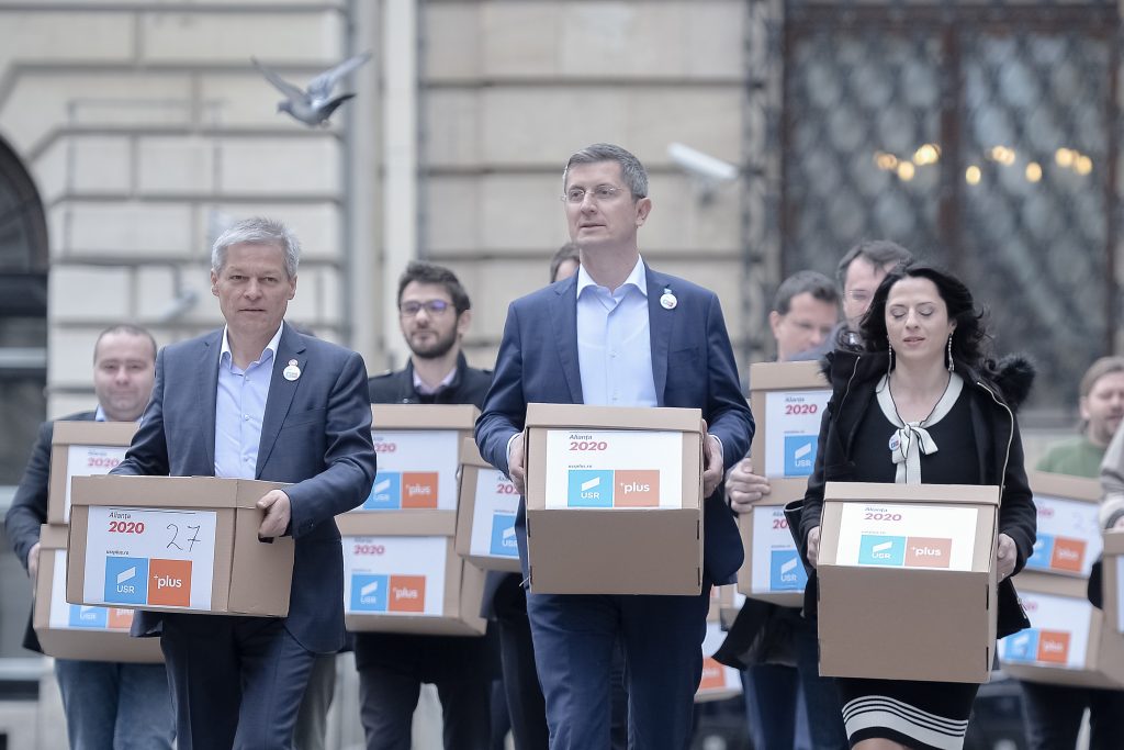 PSD și AUR nu vor semna o eventuală moțiune de cenzură a USR PLUS