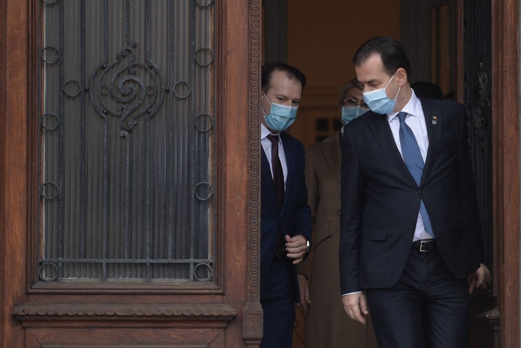 Culisele ședinței PNL: Florin Cîțu a refuzat să se retragă. Liberalii îi cer lui Orban acord scris de la USR PLUS și UDMR că îl acceptă premier (SURSE)