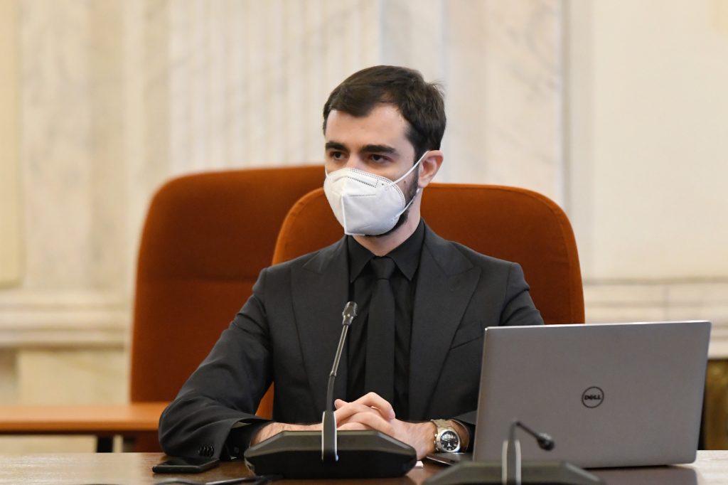 Ministrul Economiei, Claudiu Năsui: „Suntem campionii din Uniunea Europeană la sărăcia în muncă”. De când se va aplica măsura zero taxe pe salariul minim