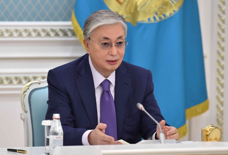 Kassym-Jomart Tokayev, președintele Kazahstanului, la conferința online ”Artificial Intelligence Journey”: ”Procesele de gândire ale mașinilor și roboților ar trebui să se dezvolte exclusiv într-o direcție constructivă”