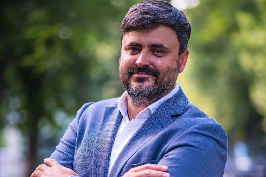 Deputat USR, după negocieri: PNL a luat 25% la alegeri și are pretenții de partid cu 45%! Noi am primit mandat de la oameni pentru a guverna într-o majoritate, nu pentru a face figurație pe lângă Orban
