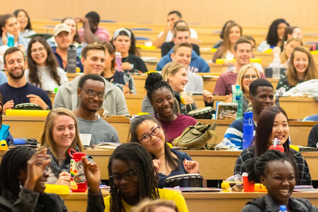 BREXIT și consecințele asupra programului Erasmus. Promisiunea Marii Britanii pentru toți studenții!