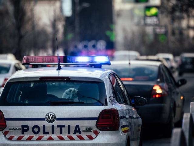 Preot din Prahova, acuzat că a agresat și tâlhărit un copil de șase ani, în Ajunul Crăciunului. “L-a căutat în buzunare!” Poliția s-a autosesizat
