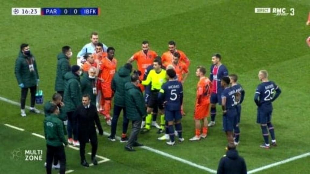 Arbitrul român Sebastian Colțescu a provocat un scandal imens, la meciul PSG – Istanbul Basaksehir din Liga Campionilor, fiind acuzat de rasism. Echipele au ieșit de pe teren (VIDEO)