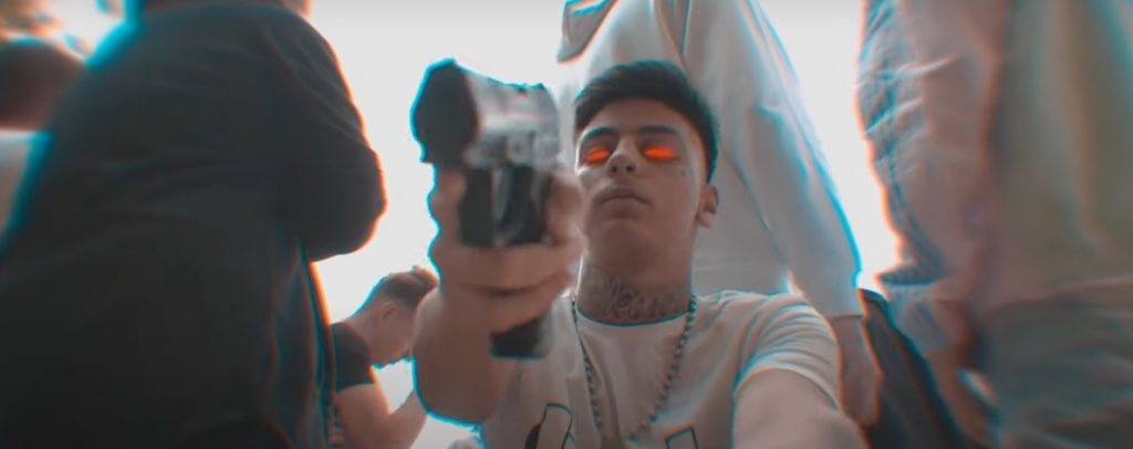 Descindere în forță a polițiștilor în casa unui cunoscut raper din București. Deținea ilegal un pistol și zeci de cartușe!