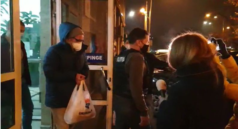 Brancardierul de la Spitalul „Victor Babeș” care a detubat o bolnavă COVID de la aparate, plasat sub control judiciar