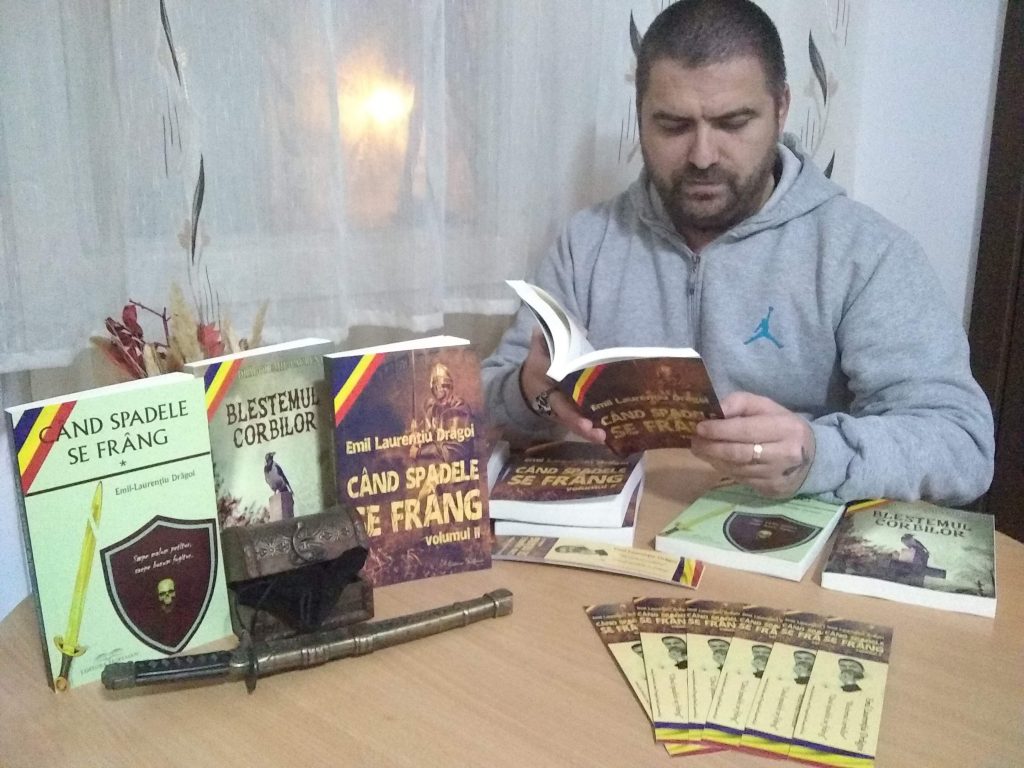 Scriitorul Emil-Laurențiu Drăgoi: „Eu scriu cărți cu români, despre români, pentru români”