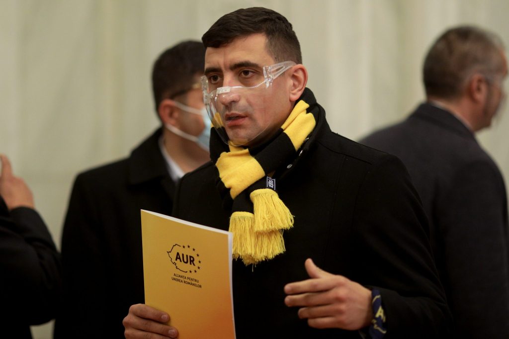 George Simion își distruge colegii din Parlament: “Hiene gata să atace ciolanul!” Liderul AUR, sfat pentru români: “Nu mai plătiți taxe, banii vor fi furați!”