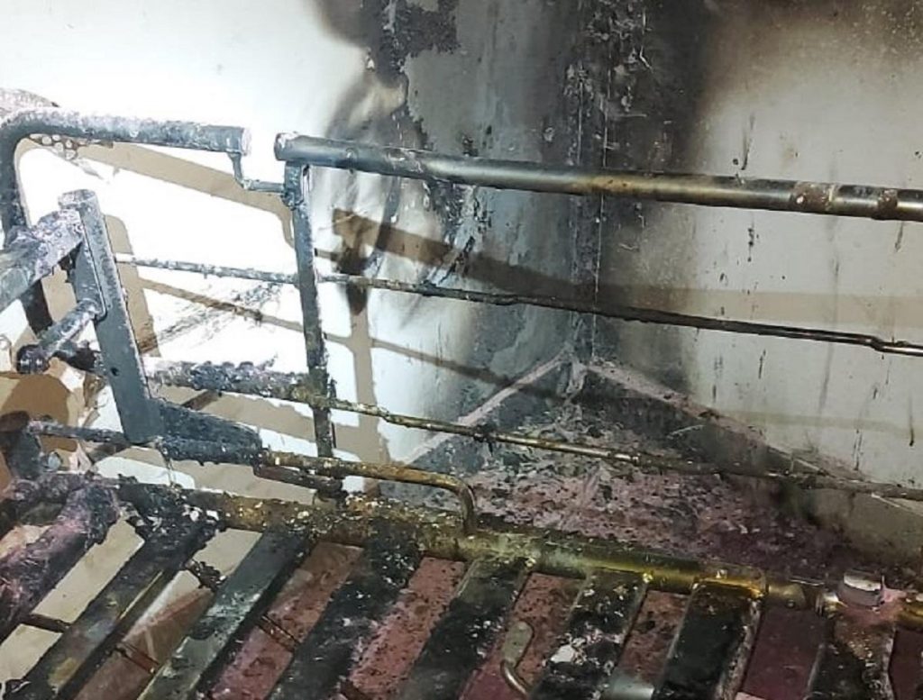 Incendiul de la Spitalul de Psihiatrie Socola Iași ar fi fost cauzat de o țigară. Managerul spitalului: „Fumatul e interzis cu desăvârșire”