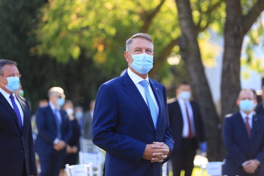 31 de ani de la începutul Revoluției | Iohannis: Părinții, frații, surorile și copiii celor care au murit pe străzile Timișoarei încă așteaptă să se facă dreptate!