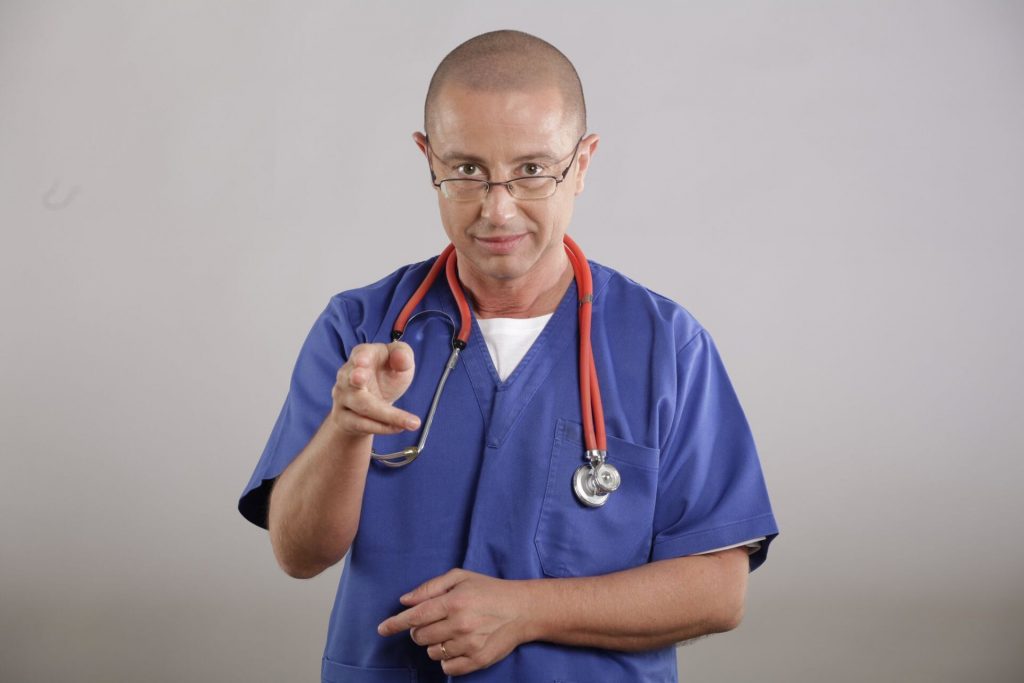 Sfaturi de Crăciun oferite de medicul Tudor Ciuhodaru. Ce trebuie să mâncăm pentru a evita problemele digestive