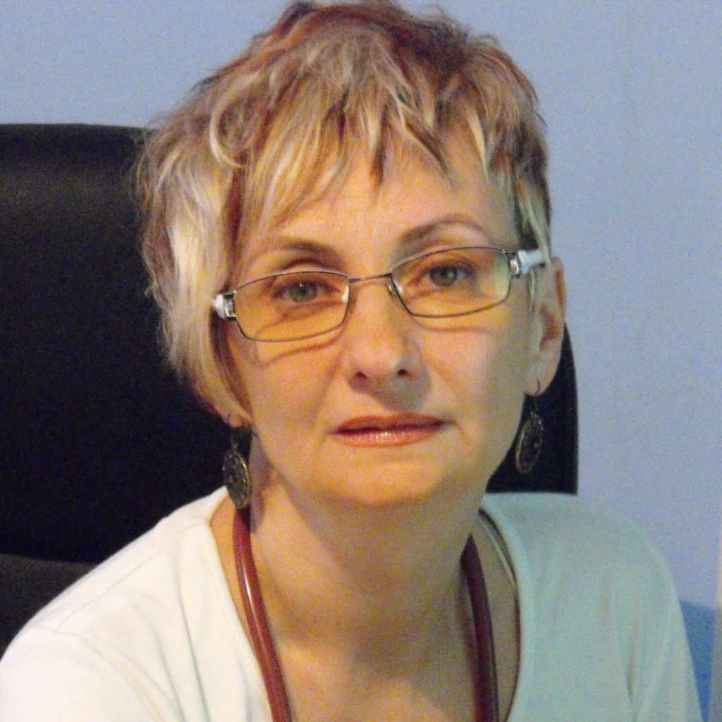 Medic de familie din România, despre tratarea COVID-19 cu Paracetamol: “Nu este apă vie și nu previne nimic. Este toxic!”