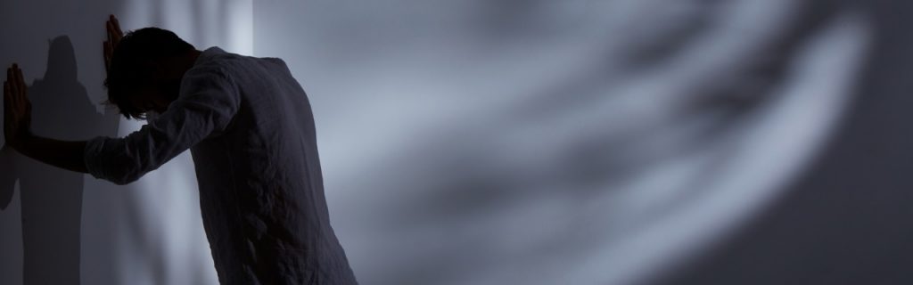 Consiliul Europei: Bulgaria, nicio evoluție pentru îngrijirea persoanelor cu handicap mintal. Pacienții, legați de paturi sau loviţi cu bastoane