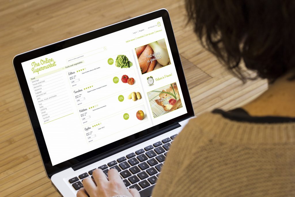 Studiu: Care sunt cele mai cumpărate trei produse de la furnizorii online în anul pandemiei?