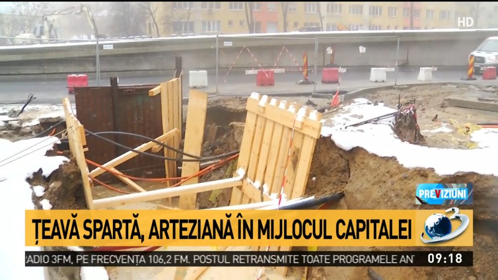 Apa caldă a bucureștenilor țâșnește din țevile sparte! Fântână arteziană la Doamna Ghica, în Sectorul 2
