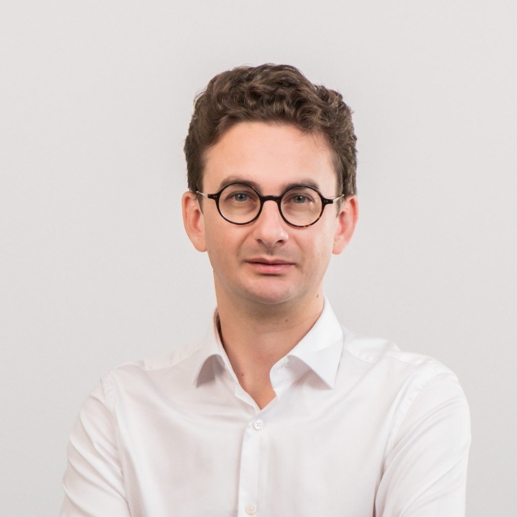 Iulian Bulai, amendat de CNCD pentru comentariile despre Fecioara Maria: „Posibil ca formularea mea să nu fi fost cea mai fericită”