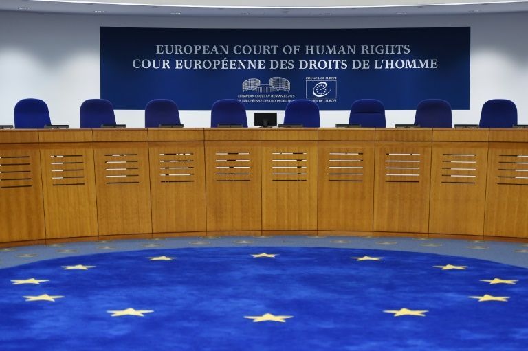 CEDO condamnă România pentru că a încălcat drepturile persoanelor transgender