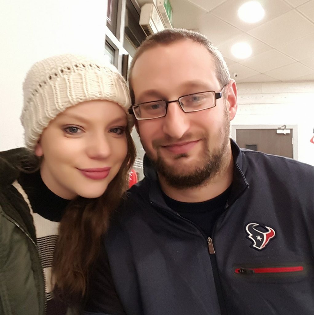 Drama unei tinere mame: Femeia, bolnavă în stadiu terminal, s-a căsătorit cu alesul inimii de Anul Noul. Imediat după nuntă a adormit și nu s-a mai trezit