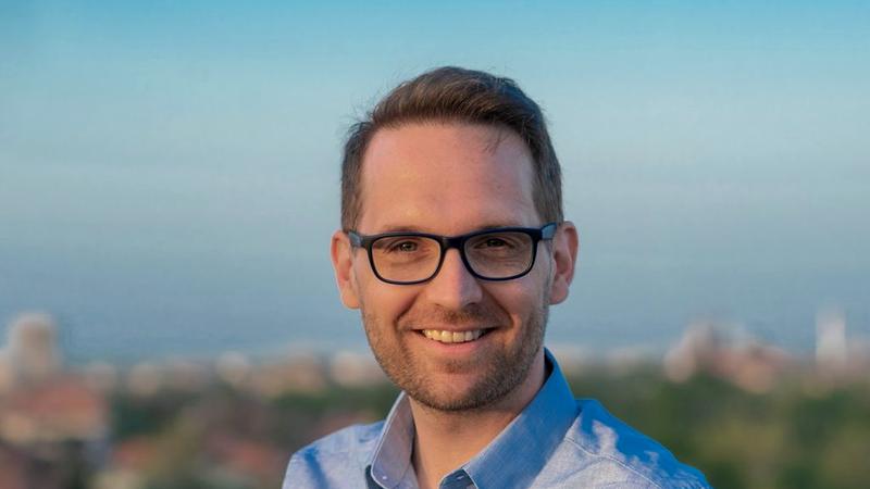 Primarul Timișoarei, Dominic Fritz, vrea mai multe vaccinuri de la Ministerul Sănătății. Județul Timiș are cel mai dezechilibrat raport între rata de infectare cu COVID și dozele alocate