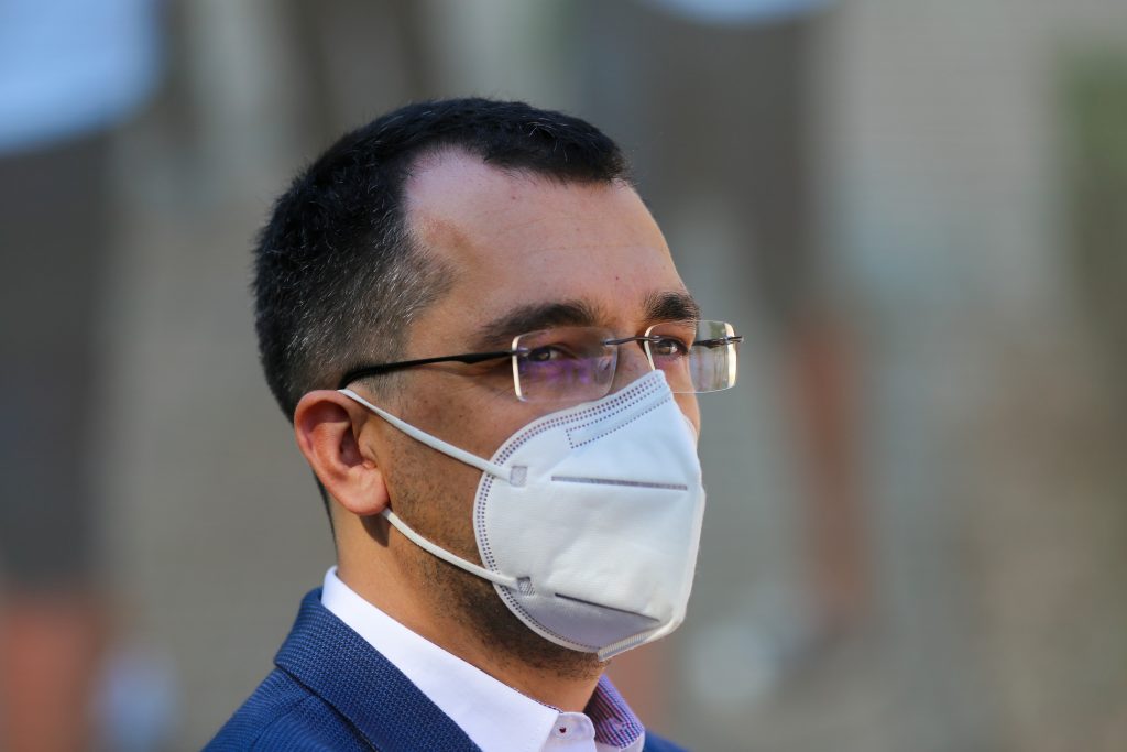 Ministrul Sănătății nu exclude varianta vaccinării anti-COVID-19 noaptea, pe model israelian: „Se poate pune problema și așa!”