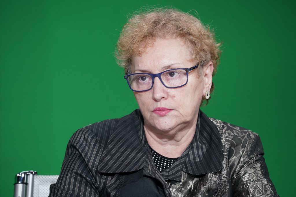 Florin Roman, despre Avocatul Poporului: Distinsa doamnă Renate Weber se pregătește să plece acasă!