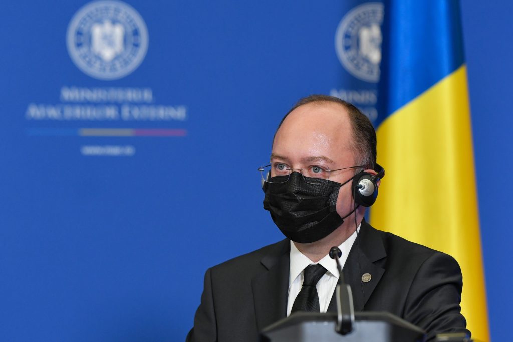 Bogdan Aurescu, despre introducerea certificatelor de vaccinare: „Trebuie să evităm să creăm bariere pentru libertatea de circulație”