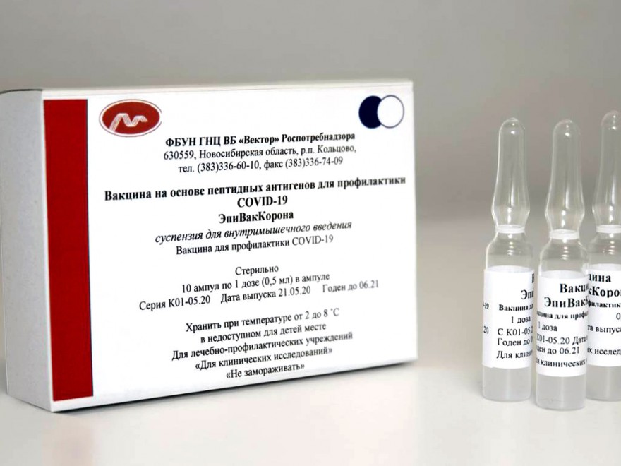 Propaganda rusă, desființată de medicii români: ”Datorită complexităţii sistemului imunitar, nici un vaccin nu oferă protecţie 100%”
