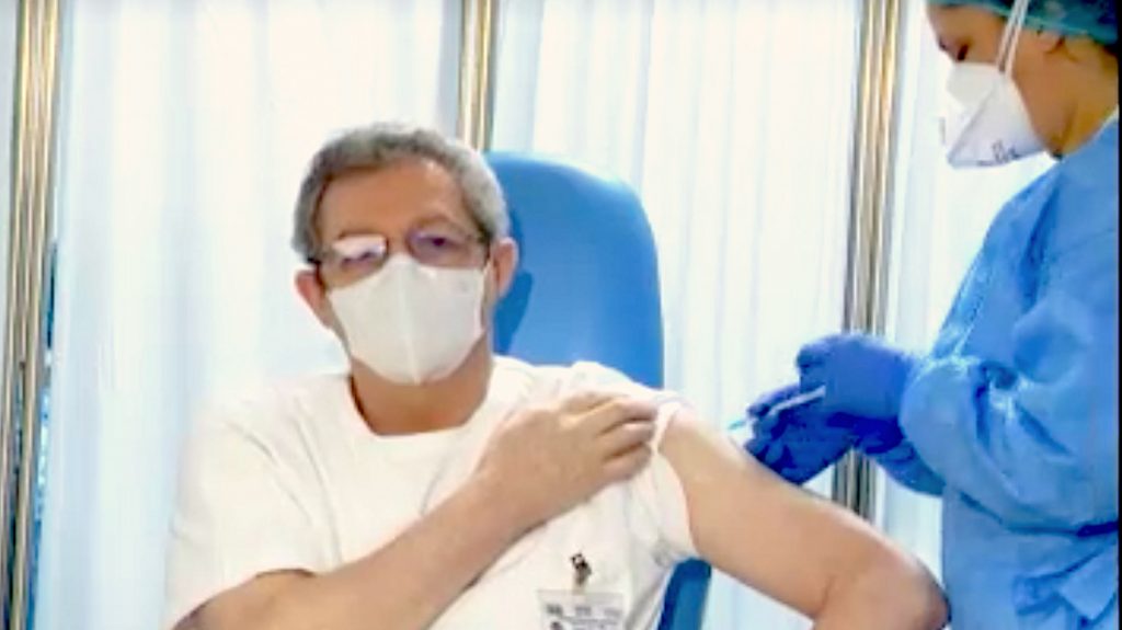 Adrian Streinu-Cercel, veste proastă pentru persoanele care se vaccinează anti-Covid: „Masca rămâne obligatorie până în 2023”!