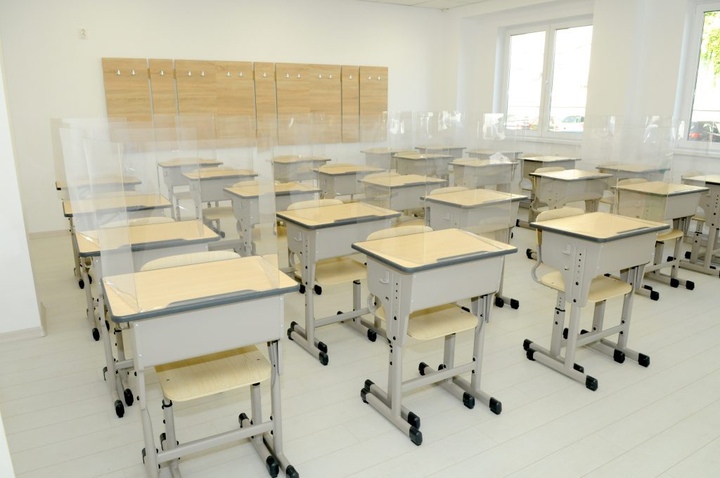 Ministrul Educației a făcut anunțul despre deschiderea fizică a școlilor după vacanță!