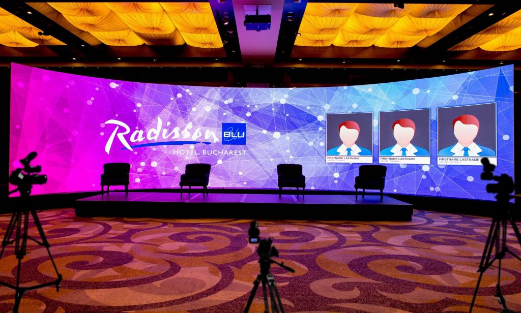 TENDINȚE: Hotelierii adoptă tehnologii de ultimă generație pentru evenimente de tip hibrid