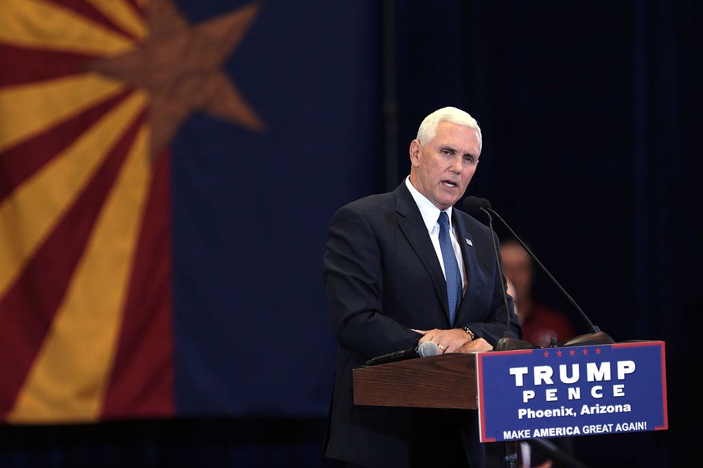 Mike Pence refuză să facă jocurile democraților. Demiterea lui Trump, posibilă doar prin votul Congresului!
