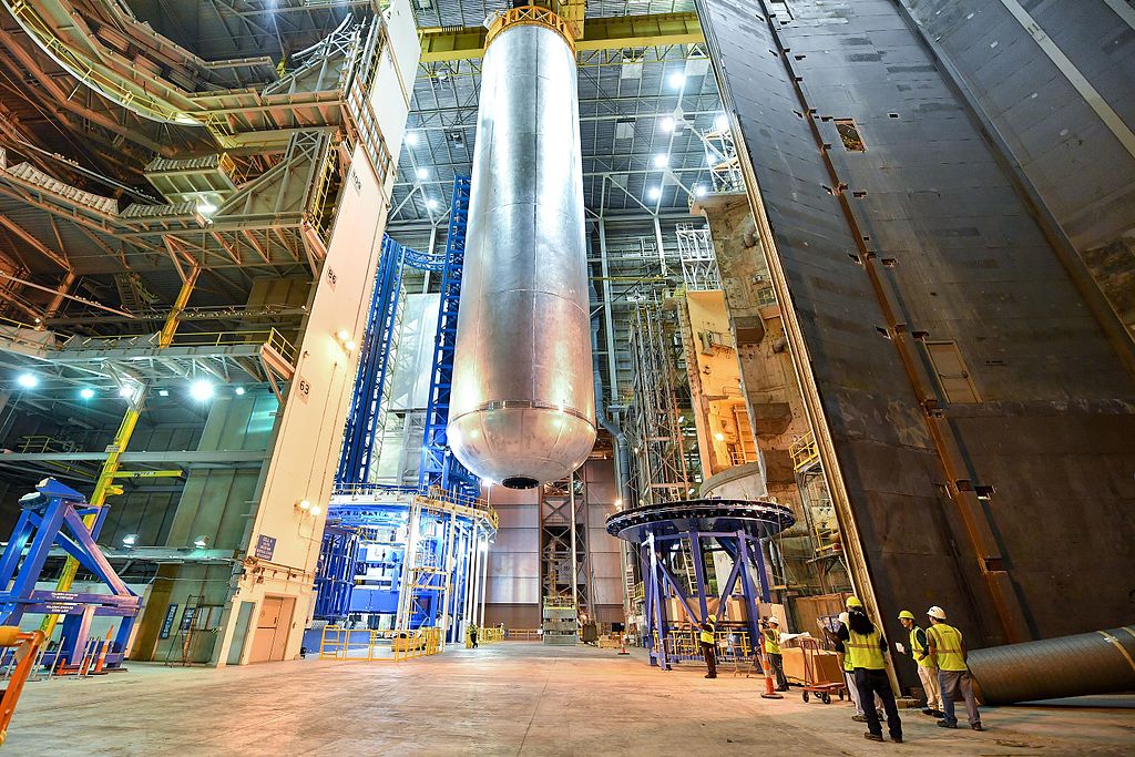NASA testează cea mai puternică rachetă construită vreodată! Space Launch System și noul plan de aselenizare al americanilor