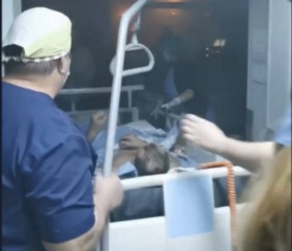 Nou incident într-un spital din București. Pacienții sunt evacuați din ATI la „Sf. Pantelimon” din cauza fumului gros