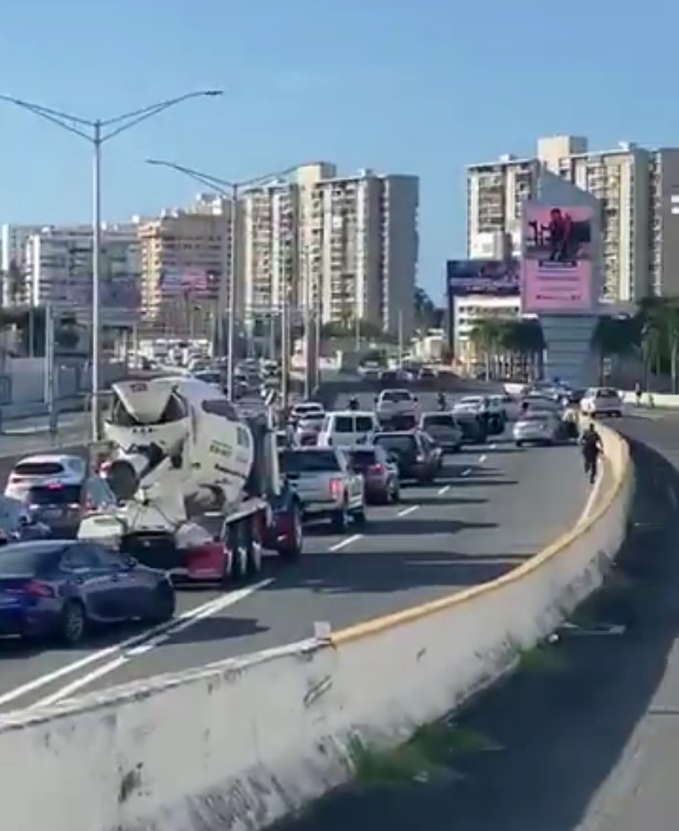 Doi polițiști împușcați mortal și unul călcat cu mașina, după un control de rutină! Tragedia s-a petrecut în Puerto Rico