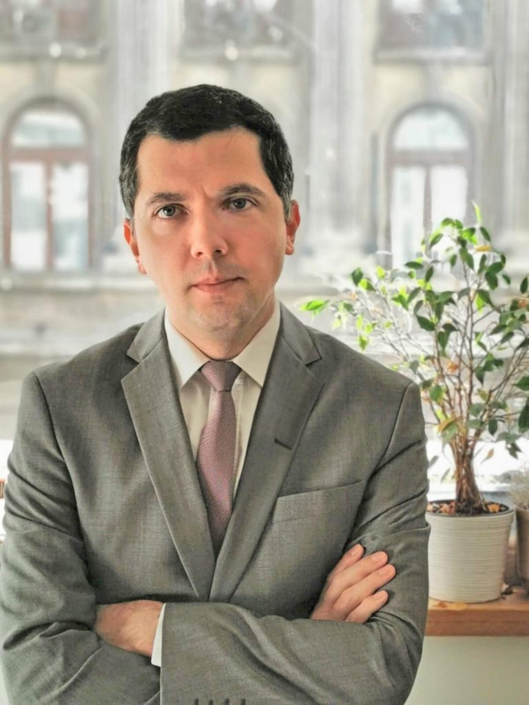 NUMIRE: Noul economist-șef ING Bank România este Valentin Tătaru