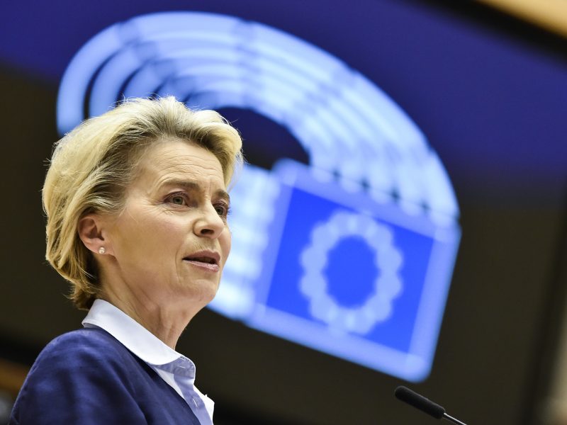 Uniunea Europeană recomandă statelor membre ca  70% din populație să fie  vaccinată până în vară