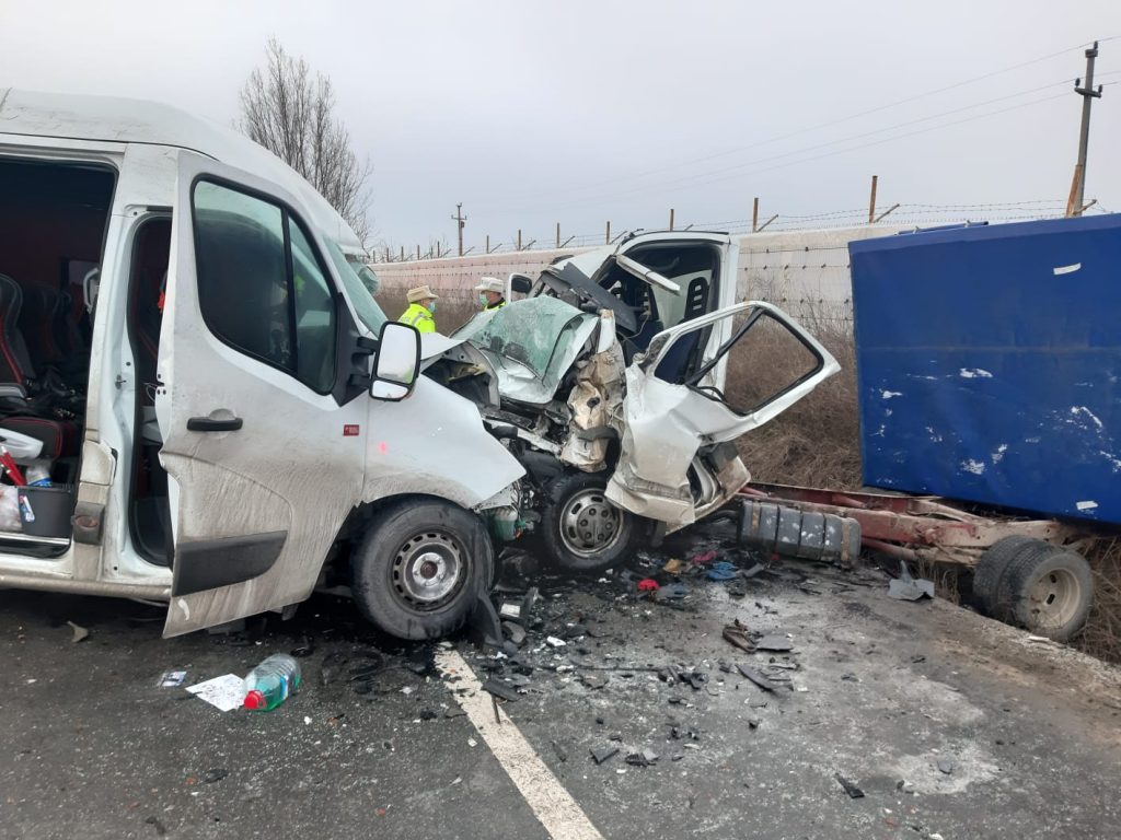 Grav accident de dimineață pe „Drumul morții”, spre Focșani! Imagini cumplite de la fața locului!