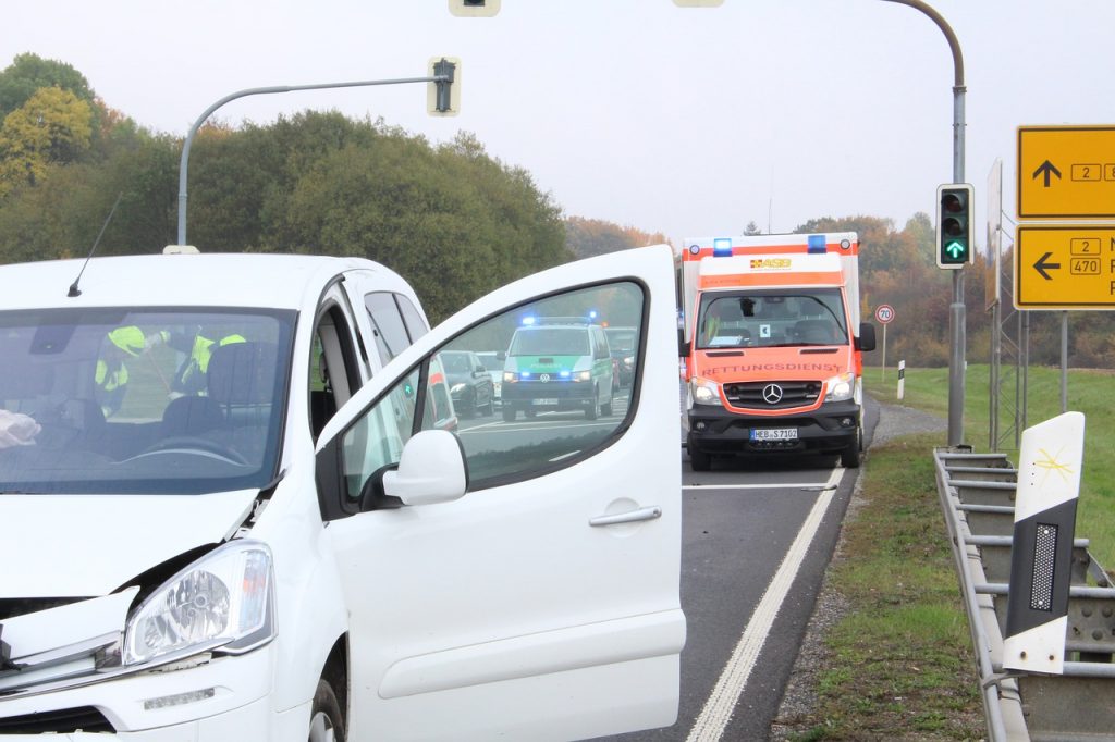 Accident grav pe DN71. O ambulanță, implicată în coliziunea din Dâmbovița!