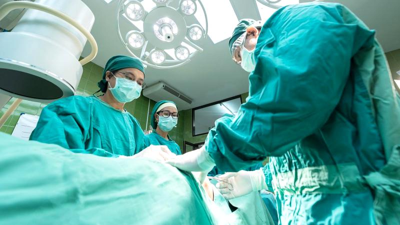 Durerea de cap care trebuie să te trimită de urgență la spital! „Este o durere deosebită”