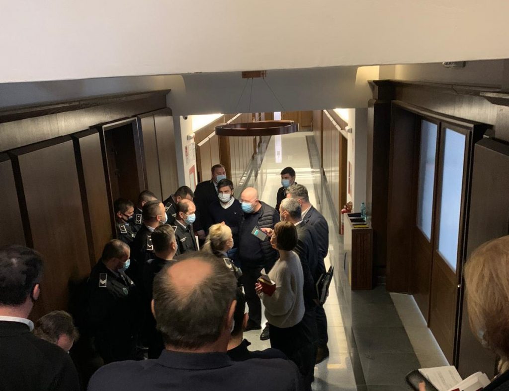SURSE: Scandal la Primăria Capitalei! Aurelian Bădulescu vrea să intre peste Nicușor Dan, în sala de ședințe!