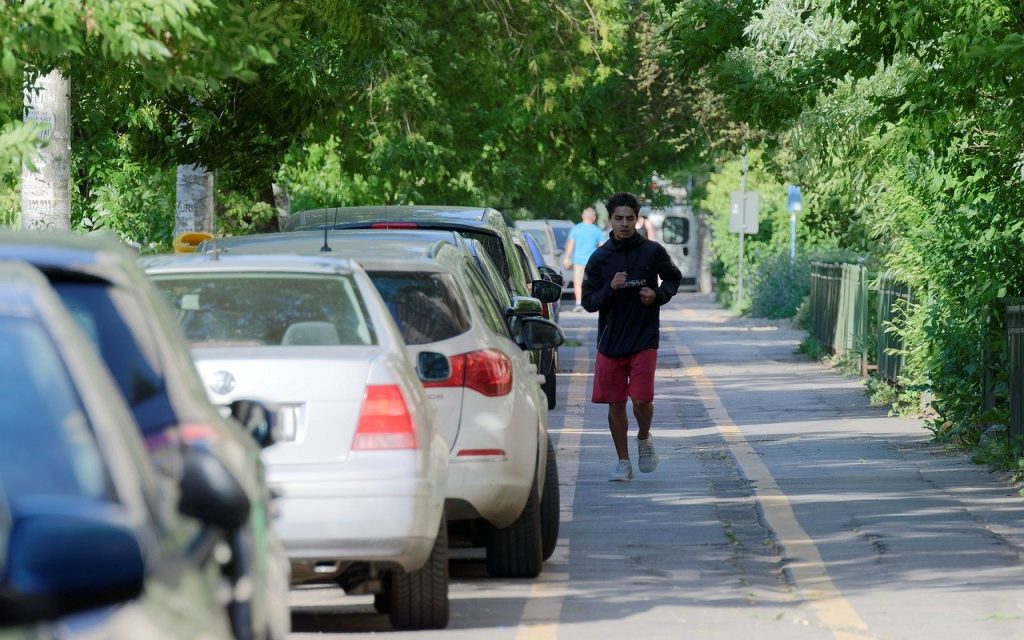 Ciprian Ciucu cere majorarea taxei anuale de parcare în Capitală: „Ar trebui să fie de circa 100 de euro”