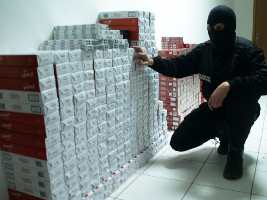 Raport: Contrabanda cu țigări a atins cel mai mic nivel din ultimii 12 ani. Producătorii de tutun solicită autorităților modificări legislative